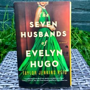 The seven husband of Evelyn Hugo by Taylor Jenkins Reid